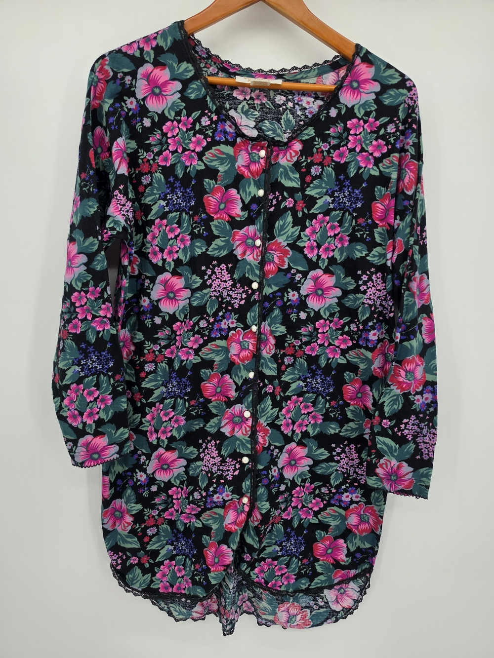 Victoria's Secret Vintage Cotton Black Floral Lace Sleep Shirt Womens Small